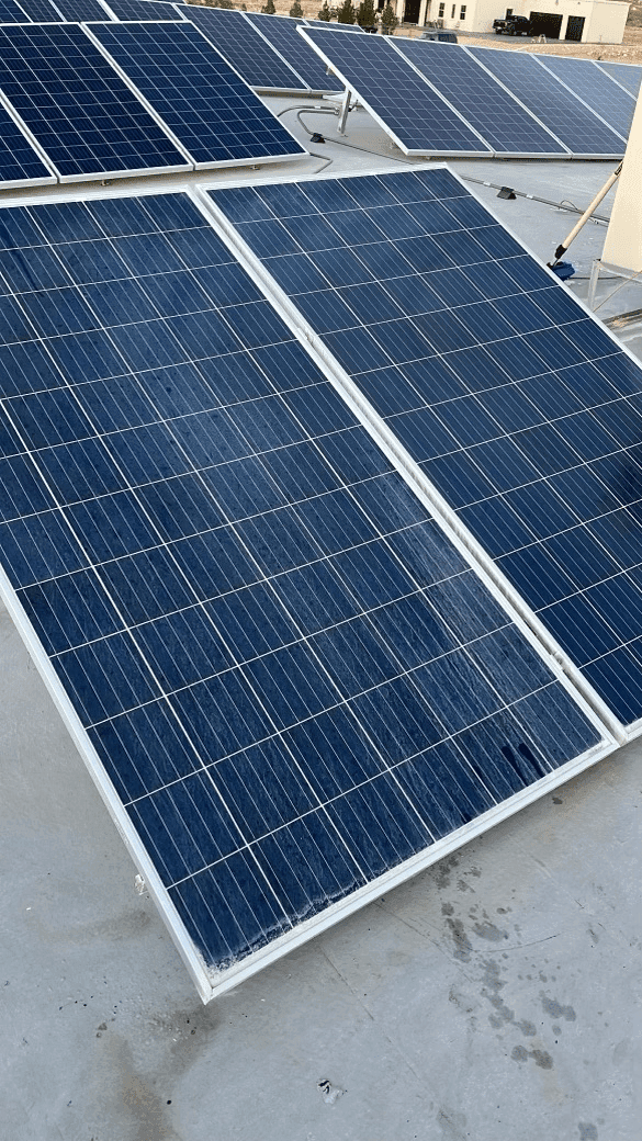 /solar_panels_2_dirty.png